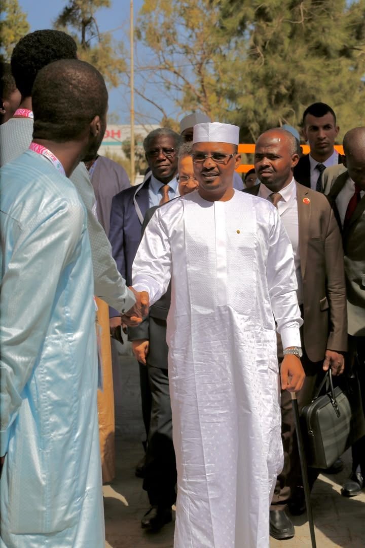 Accueil du Président Mahamat Idriss Déby Itno lors d'un événement