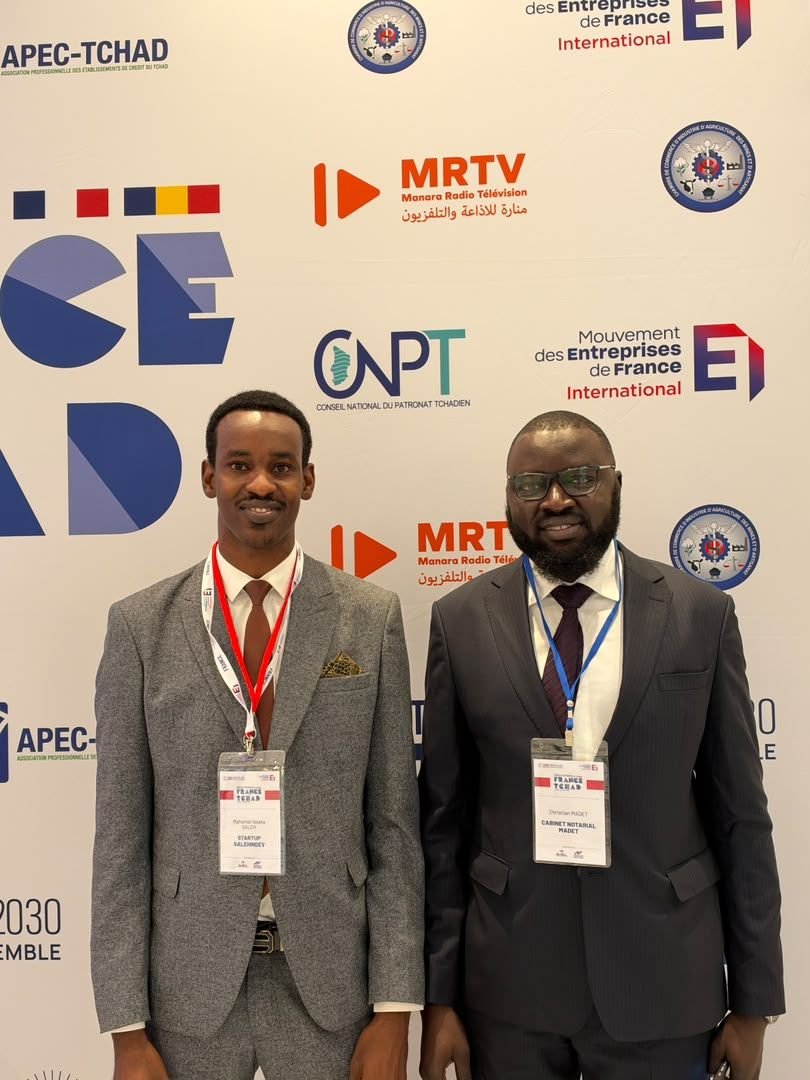 Au Forum d'affaires France-Tchad, badge Startup salehindev