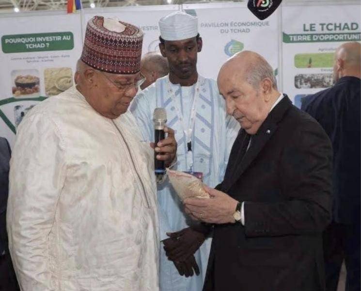 Le Président Abdelmadjid Tebboune au pavillon économique du Tchad